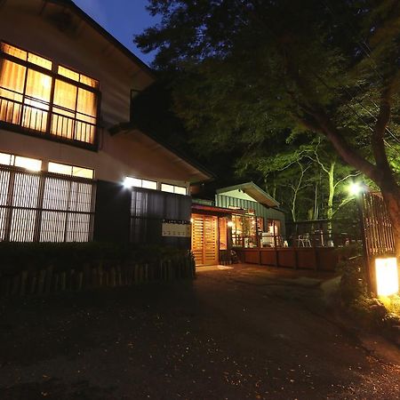 Ichiyo Yugawara Bagian luar foto