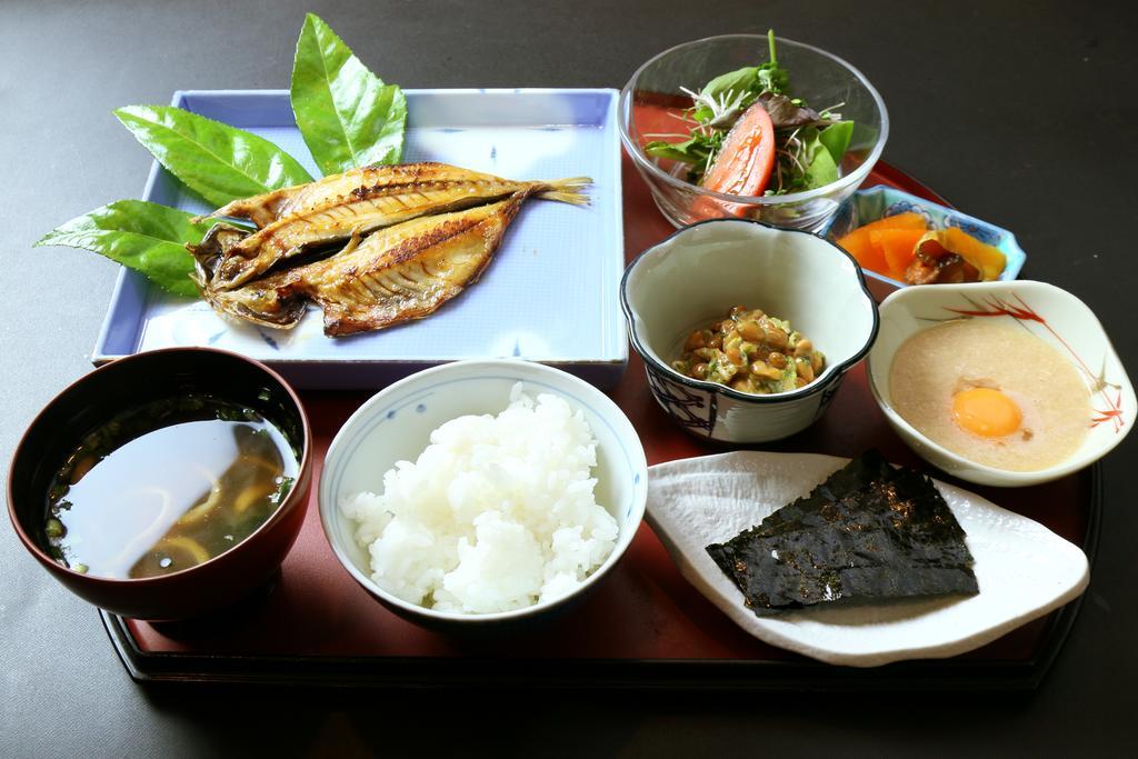 Ichiyo Yugawara Bagian luar foto